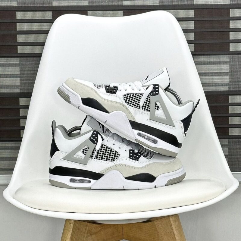 Jordan 4 Military Black