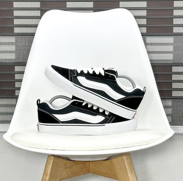 Vans Knu Black White