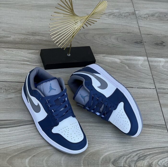 Jordan 1 Low Blue