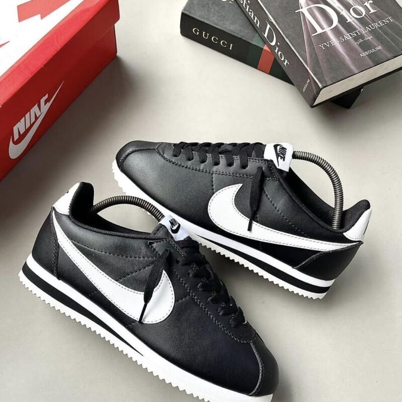 Nike Cortez