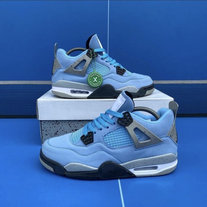 Air Jordan 4 'university Blue'