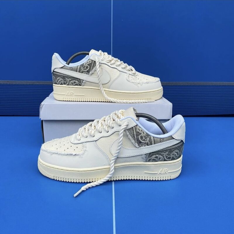 Nike AirForce 1 Bandana