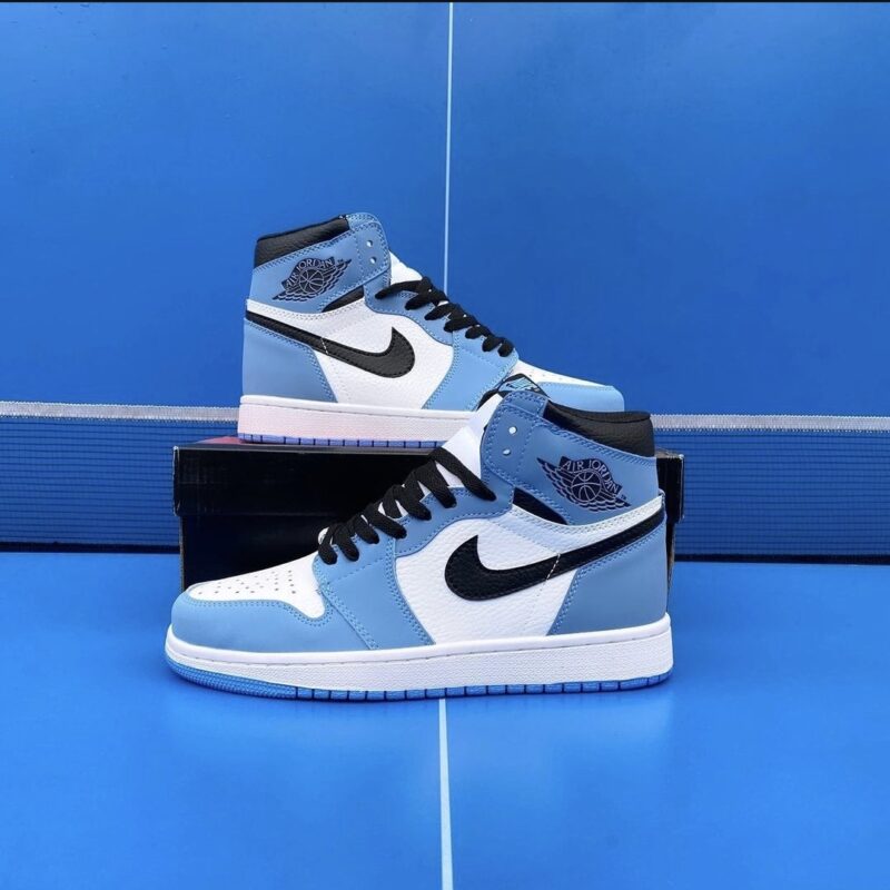Air Jordan 1 "University Blue"