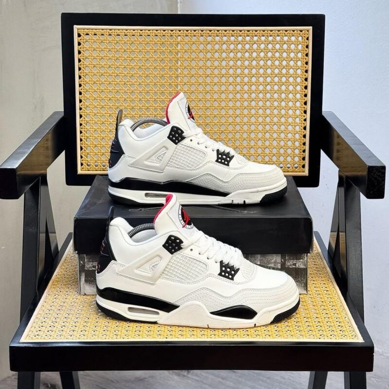Air Jordan 4 Retro – White/Black/University Red