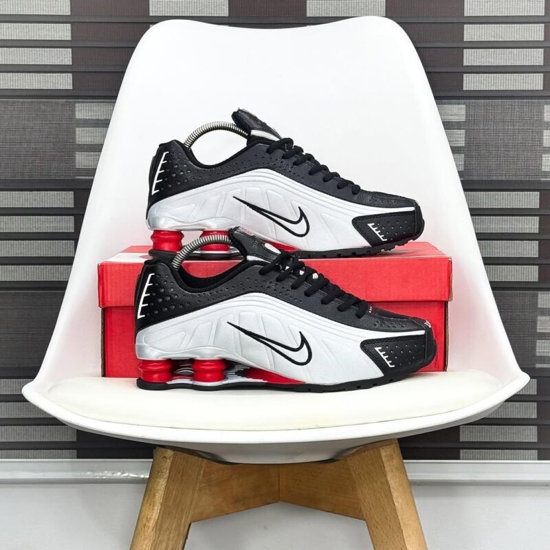 Nike Shox R4 – Black, Metallic Silver & Gym Red