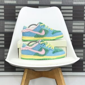 Nike Dunk Low 'Fuzzy'