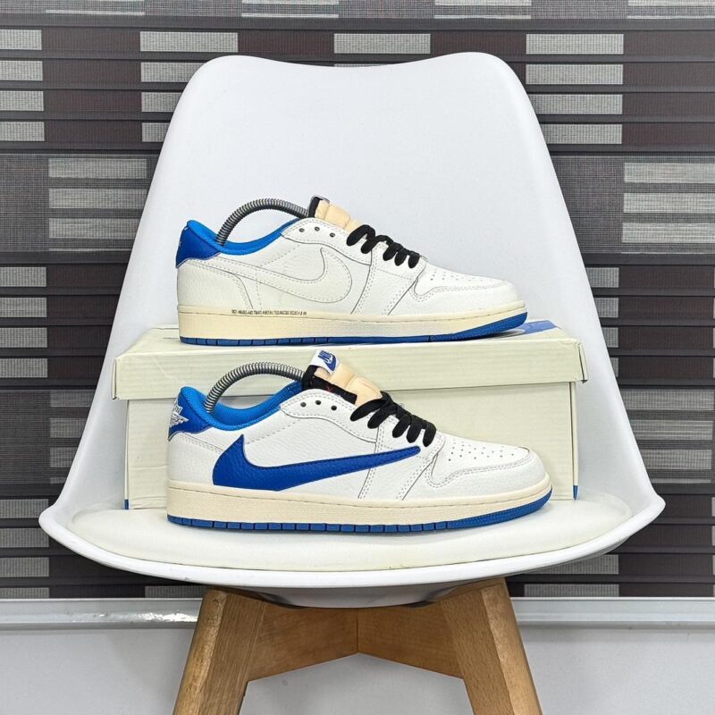Travis Scott x fragment design x Air Jordan 1 Low OG