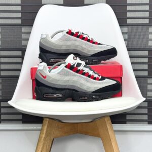 Nike Air Max 95 "Track Red"