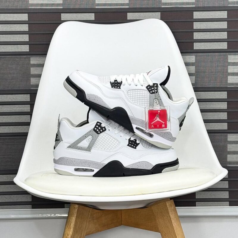 Air Jordan 4 Retro "White Cement"