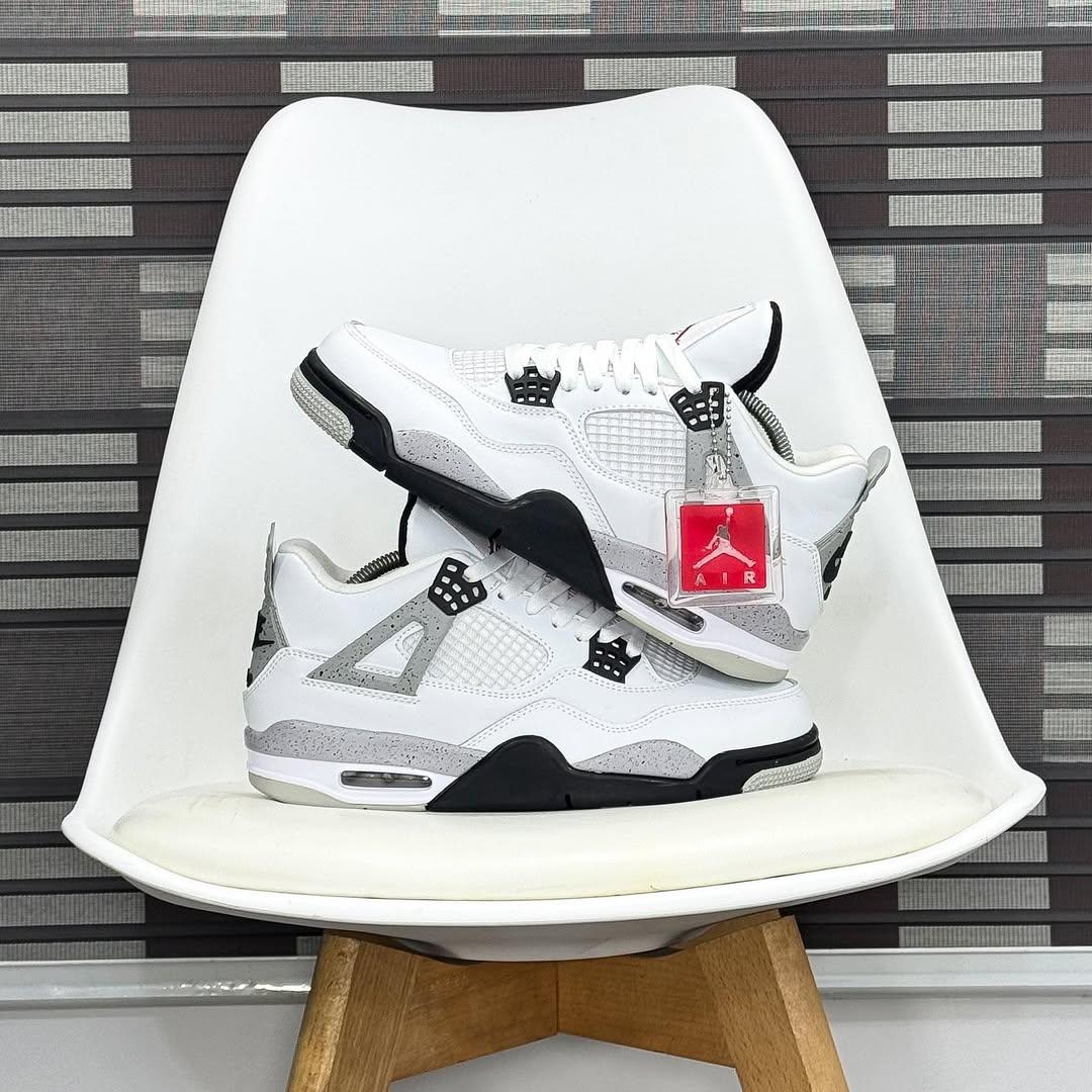 Air Jordan 4 Retro "White Cement" 1 Air Jordan 4 Retro "White Cement"