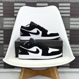 Air Jordan 1 Low "Panda Toe"