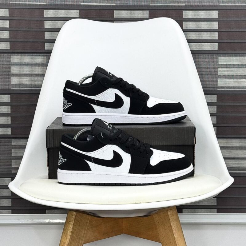Air Jordan 1 Low "Panda Toe"