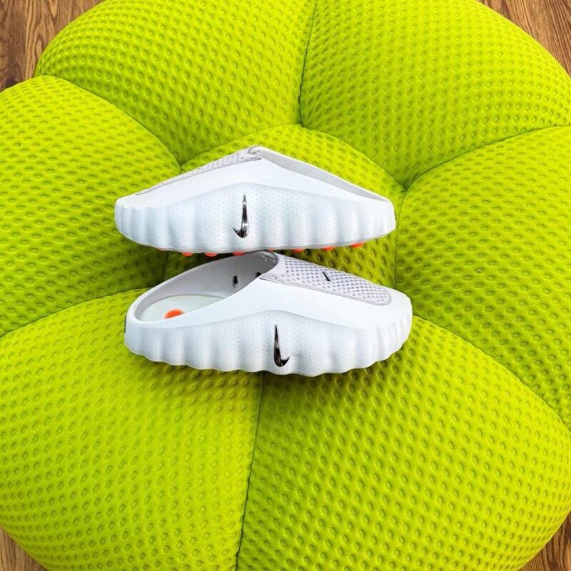Nike Calm Mule