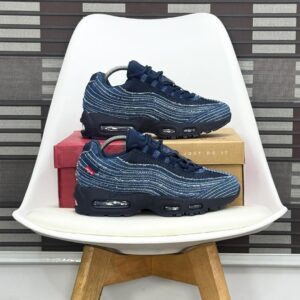 Nike Air Max 95 x Levi's 'Obsidian' 2 Nike Air Max 95 x Levi's 'Obsidian'