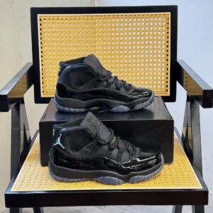 Air Jordan 11 Retro "Gamma Blue" 2 Air Jordan 11 Retro "Gamma Blue.