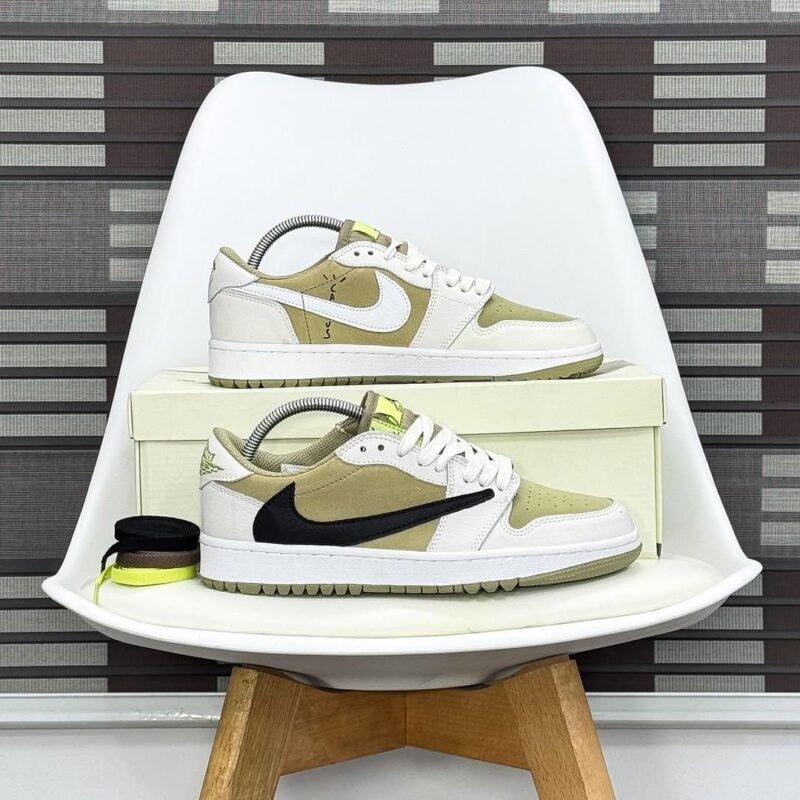 Travis Scott x Air Jordan 1 Low Golf "Medium Olive"