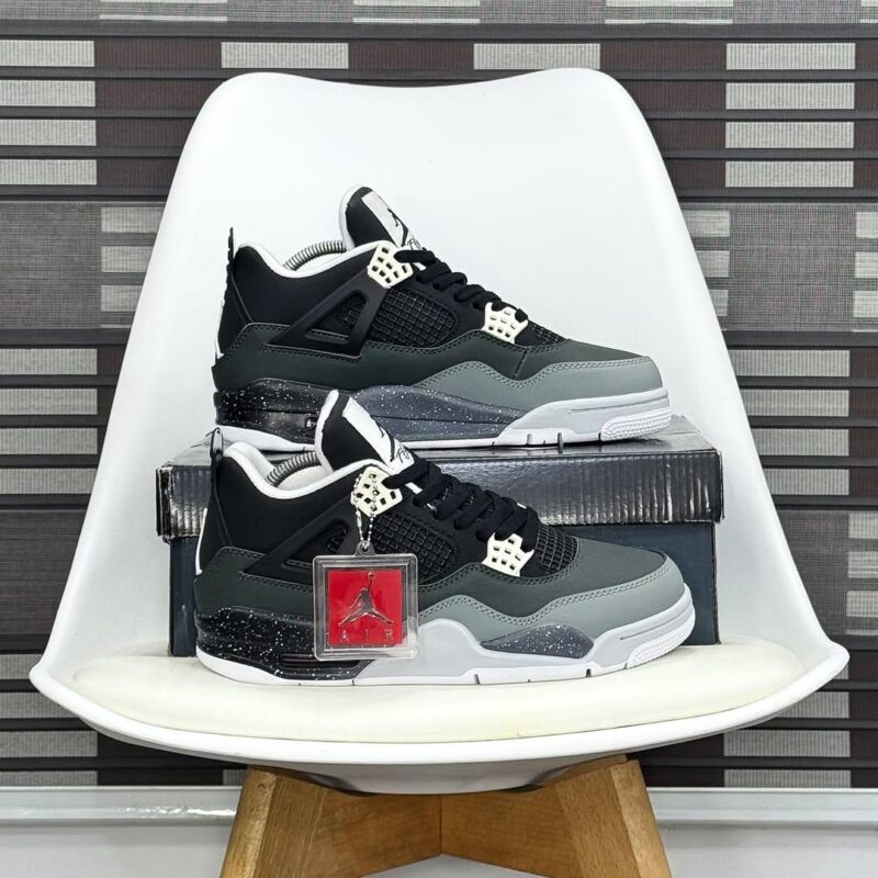 Air Jordan 4 'Fear'
