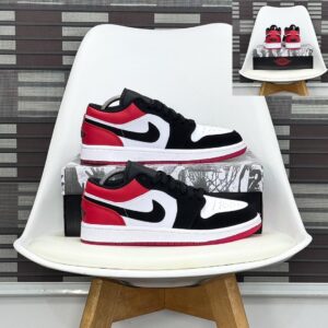 Air Jordan 1 Low OG "Black Toe"